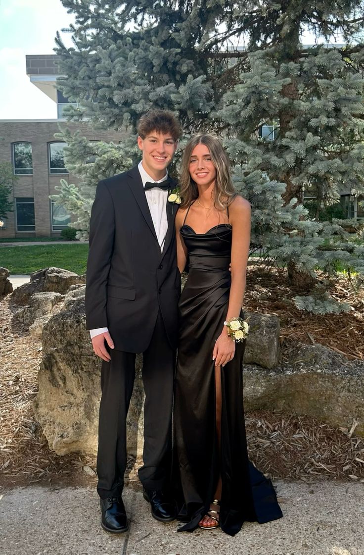 Black Fashion Elegant Spaghetti Straps Long Satin Sexy Slit Prom Dress Evening Dress Party Dress gh3416