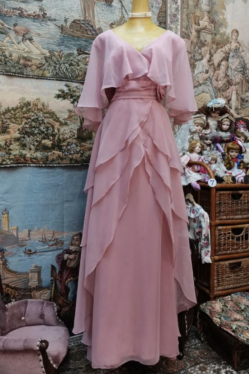 girlhomeshops-Rosa langes Ballkleid aus fließendem Chiffon im Cape-Stil gh5752