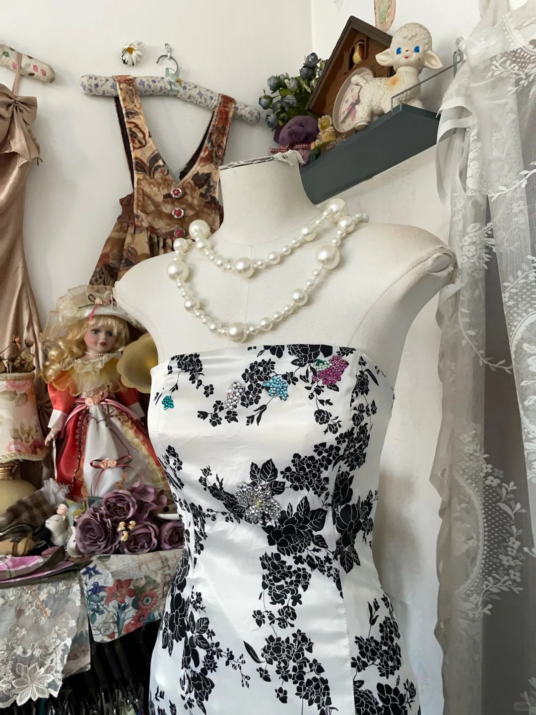 Girlhomeshops-Black floral elegant long satin A-line Prom dress evening dress party dress gh5171