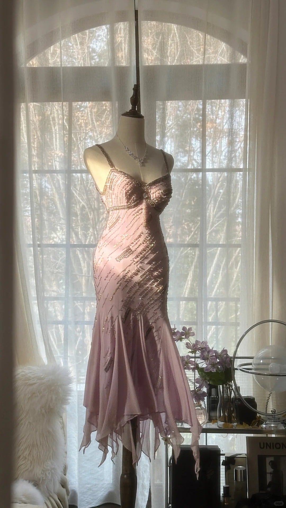 Robe de soirée élégante rose pâle, élégante, décolleté en cœur, bretelles spaghetti, longue en mousseline de soie à volants, robe de bal, robe de soirée, robe de fête d'anniversaire/de vacances, robe de bal gh4067