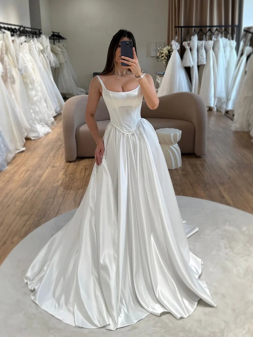 girlhomeshops - Robe de mariée blanche élégante en satin à col carré gh6224