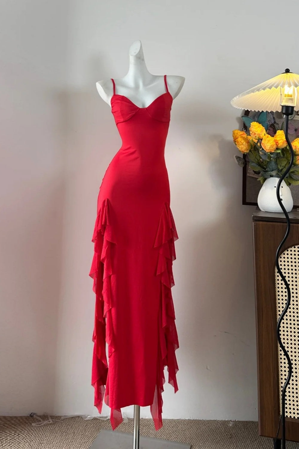 girlhomeshops-Fashion Slim – Fitting Spaghetti – Träger Rüschen Ballkleid Mädchen Kleid gh5845