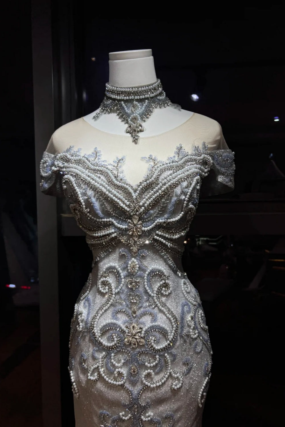 A Sparkly Gown ✨ A Mermaid Gown That Made A Stunning Entrance gh6724