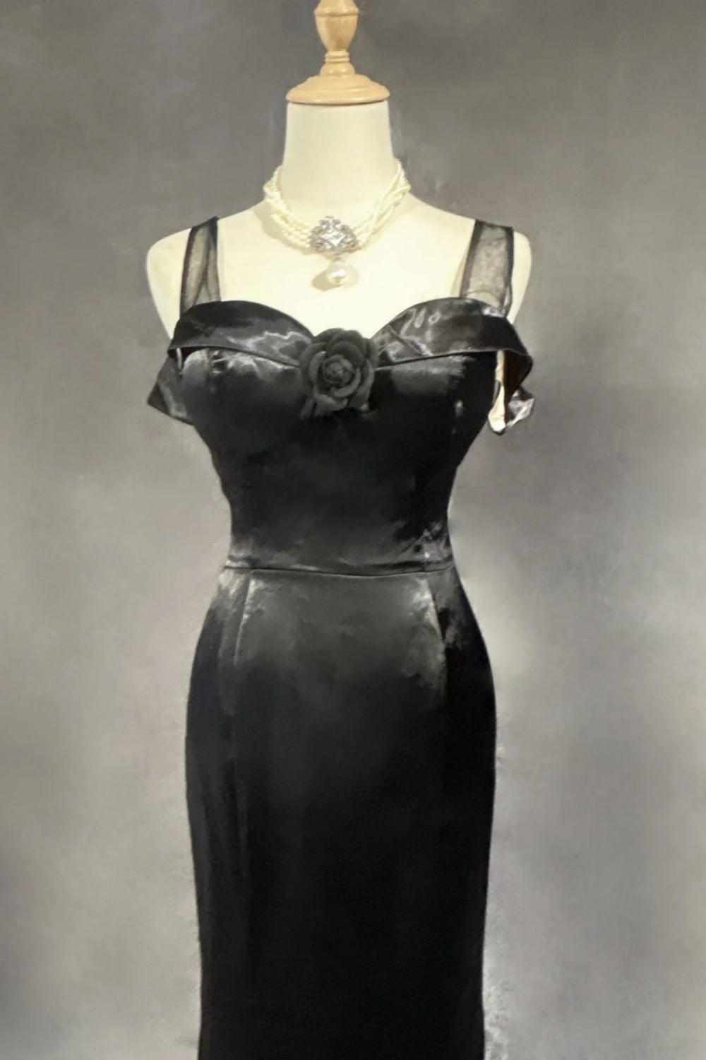 girlhomeshops-Black Satin Lace Long Dress gh6247