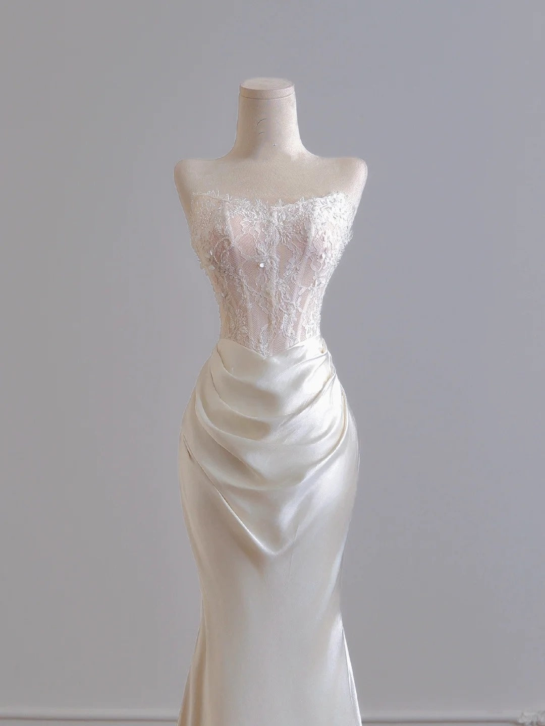 Girlhomeshops--✨Exquisites langes bodenlanges Satin-Ballkleid aus Spitze, Brautkleid gh5481