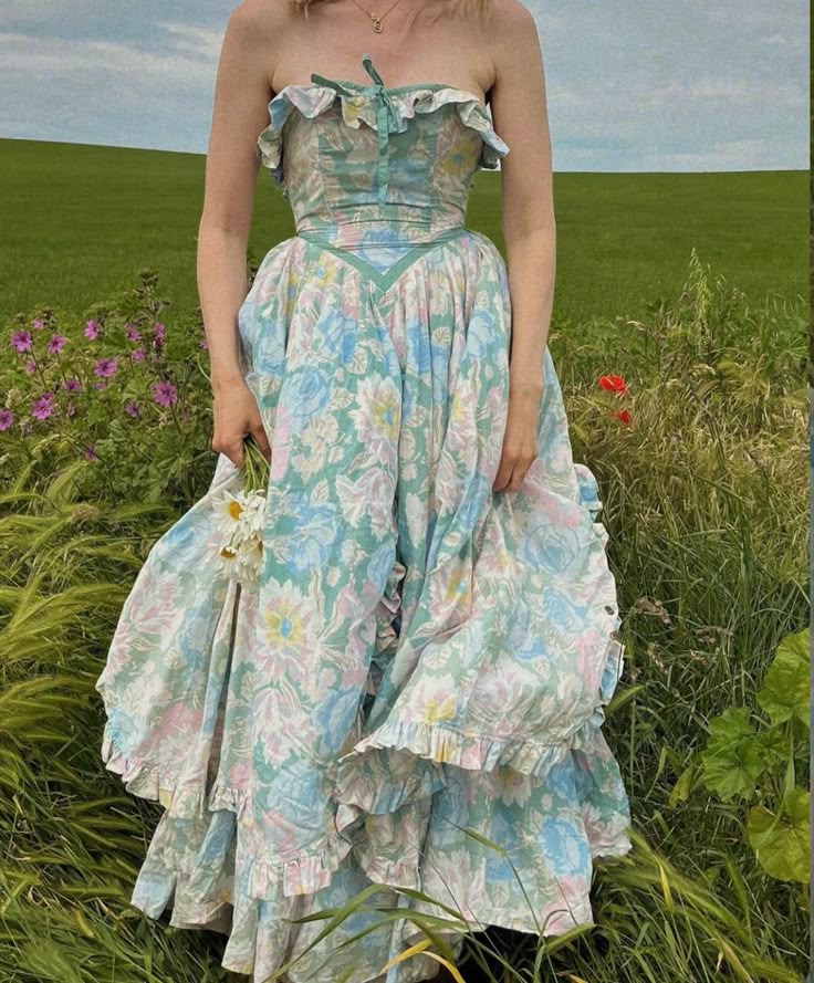 Robe de soirée longue en mousseline de soie, élégante et délicate, à volants, motif floral bleu, robe de bal, robe de soirée, robe d'invitée de mariage, robe d'anniversaire/de fête de jardin, robe de bal gh4089