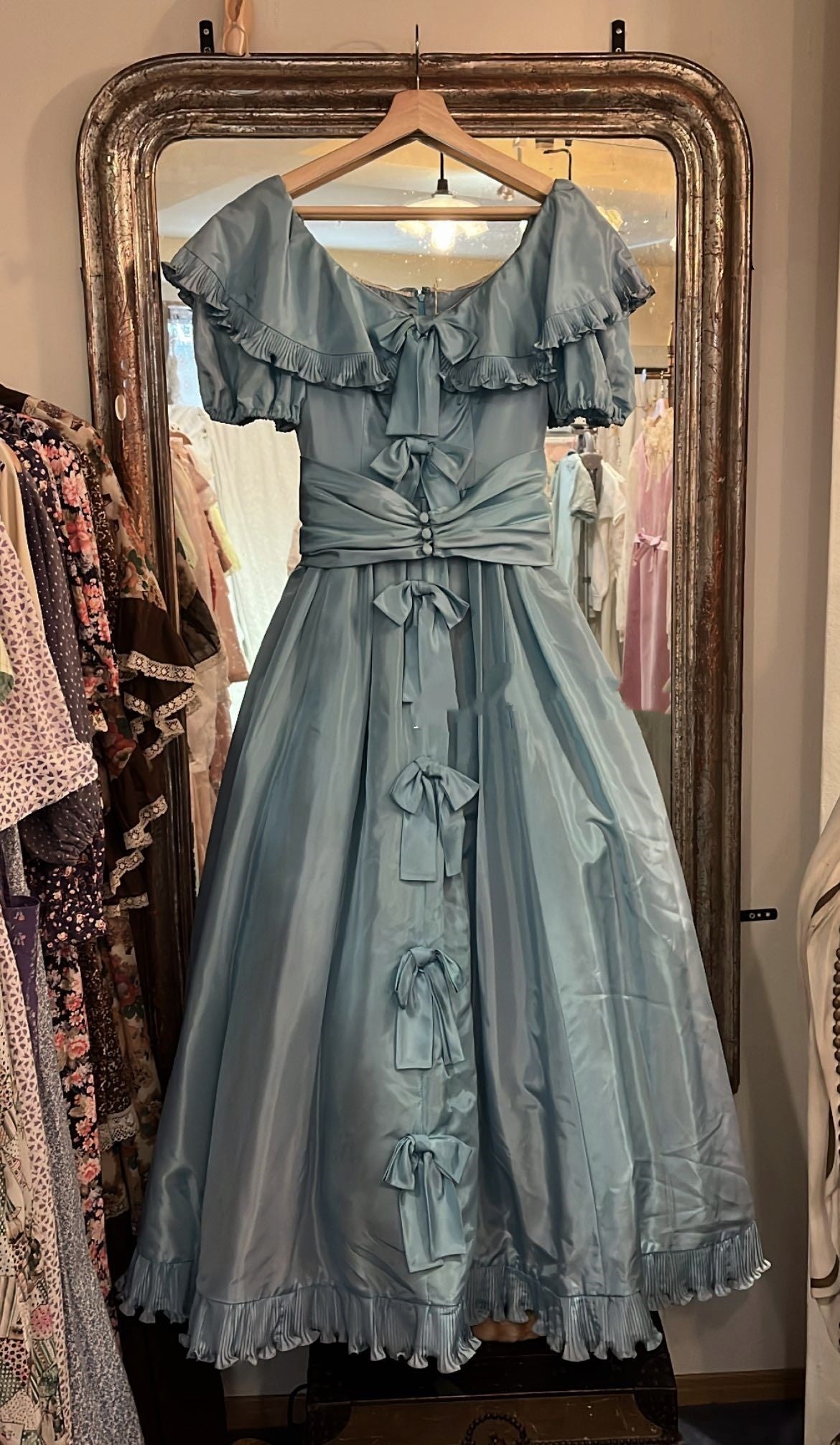 girlhomeshops-- Blue bow vintage long satin dress gh5725