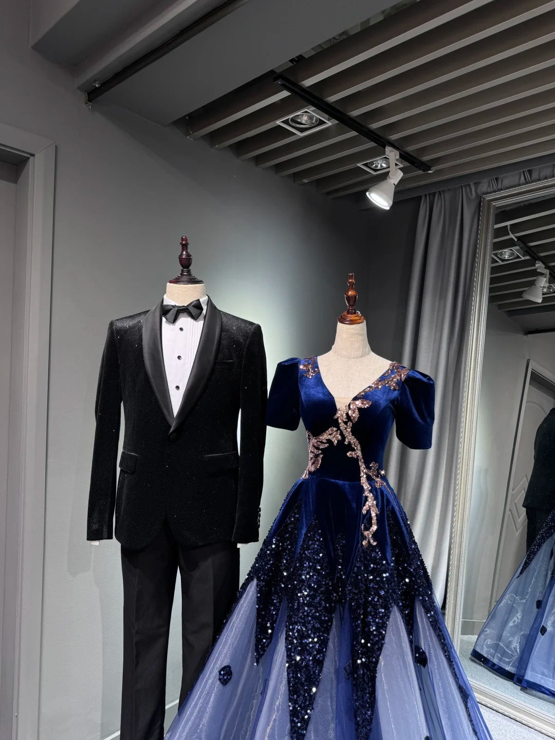 Girlhomeshops -Blue shiny long sequined tulle ball gown evening dress graduation dress gh5110