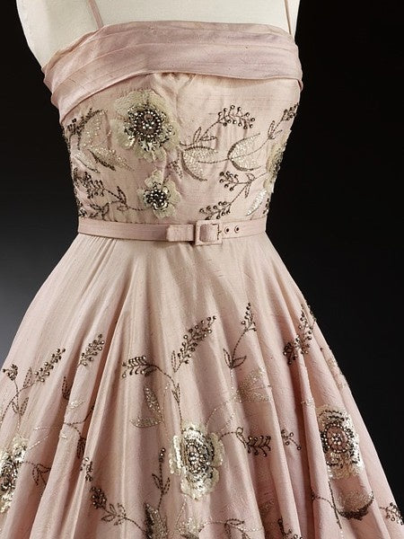 girlhomeshops – Rosa, zartes, geblümtes, langes Satin-Ballkleid mit Perlen, gh5549