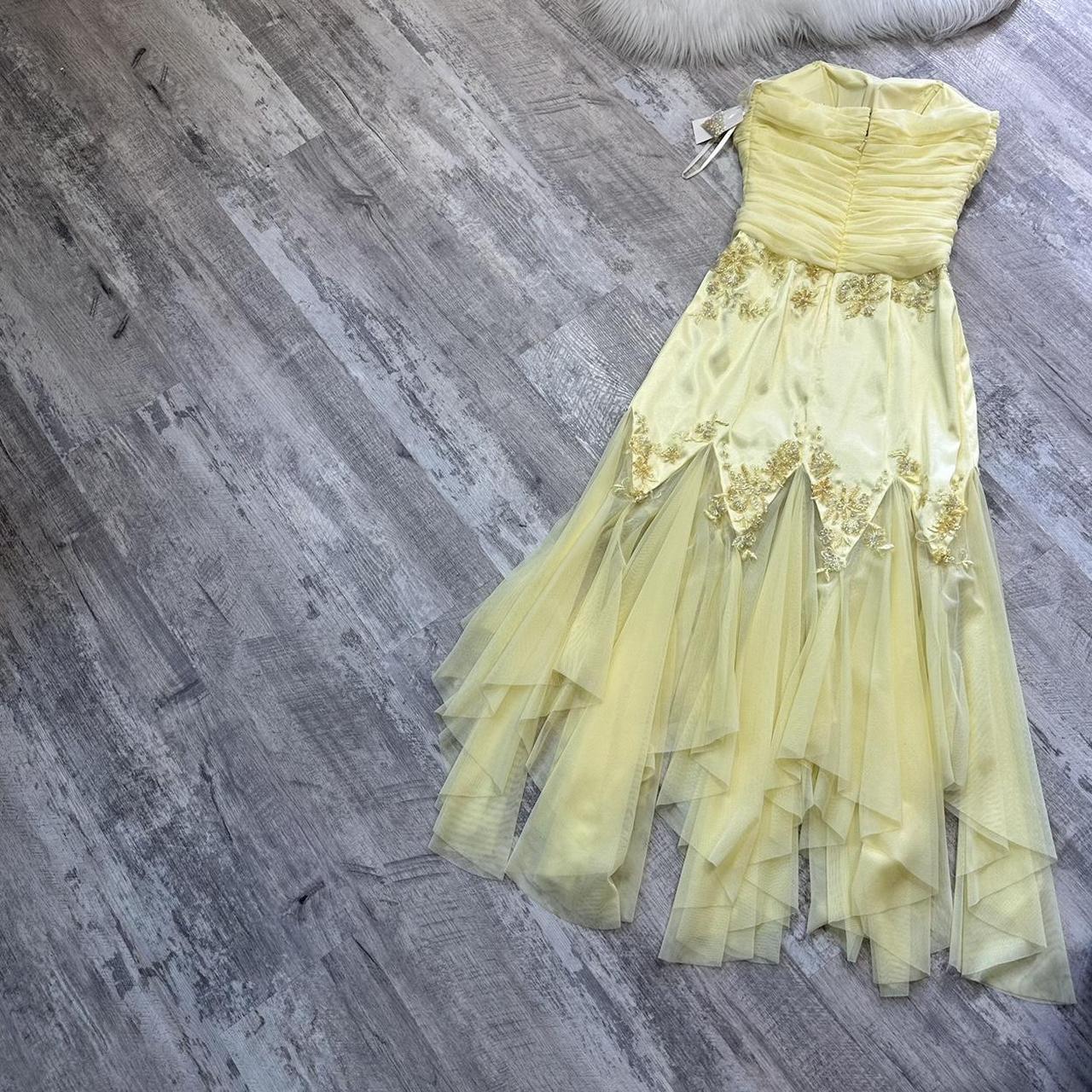 Superbe robe de soirée mi-longue/courte en mousseline de soie vintage jaune à perles gh4300
