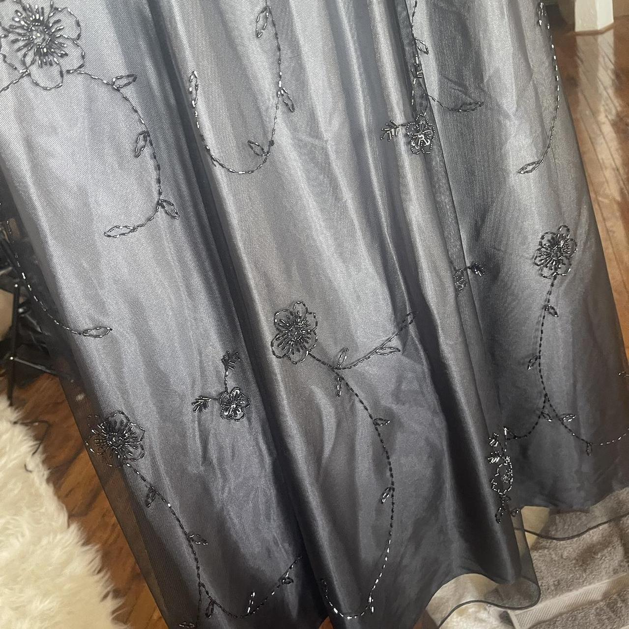 Robe de soirée élégante en tulle, longue et délicate, argentée et noire, avec perles, pour fête d'anniversaire, bal, gh3613