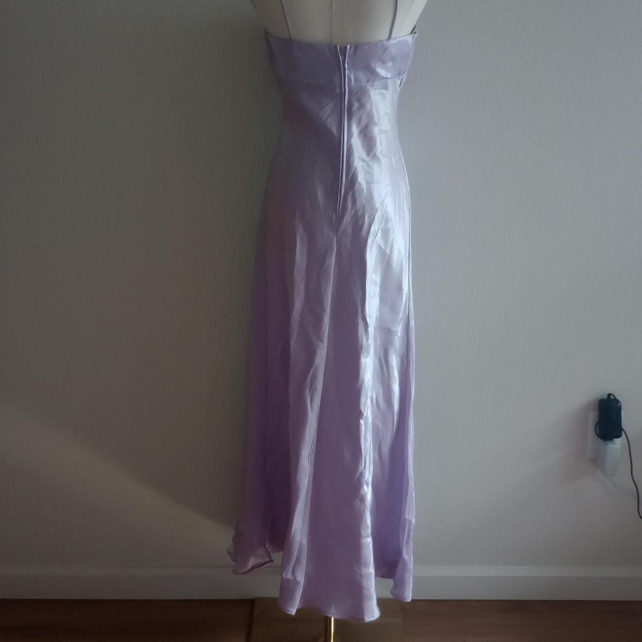 Robe de soirée élégante et raffinée en satin rose à bretelles spaghetti et perles, gh3567