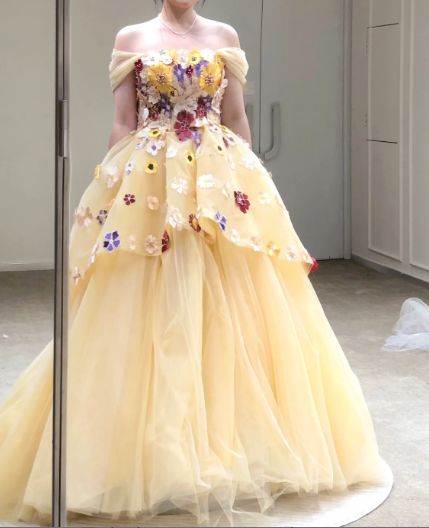 Robe de bal à fleurs 3D à épaules dénudées, robe trapèze jaune gh2781