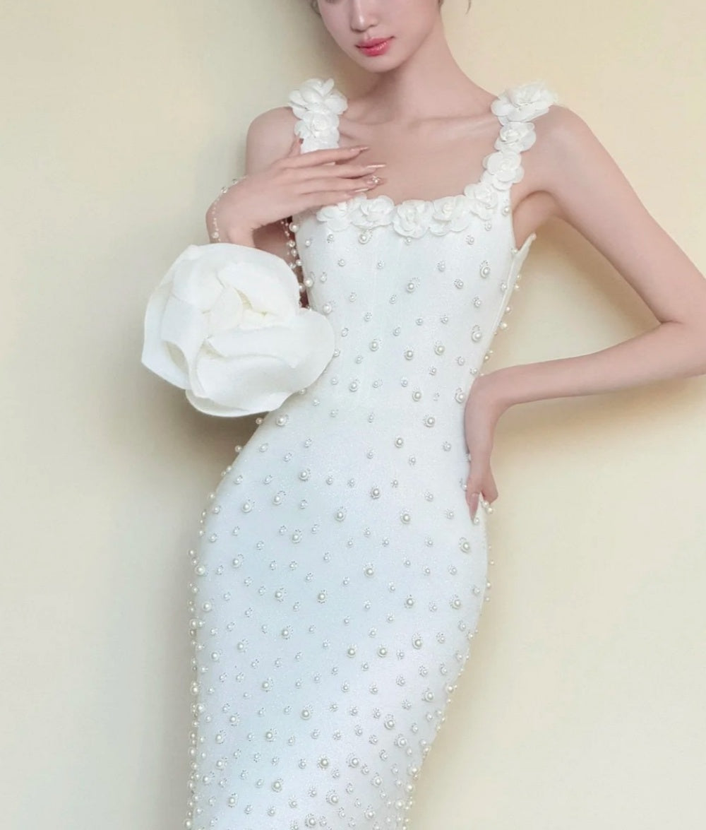 girlhomeshops-White Elegant And Delicate Beaded Satin Prom Dress gh6233
