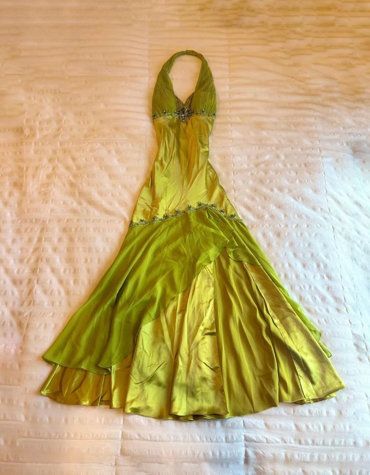 girlhomeshops - Robe longue verte en mousseline et satin, idéale pour un anniversaire, un bal ou une soirée (gh5993)