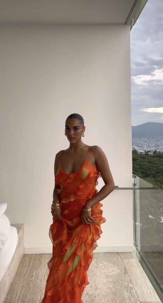 Orange Fashion Elegant Spaghetti Strap Long Ruffle Chiffon Ball Gown Evening Dress Party Dress Wedding Guest Dress gh3318