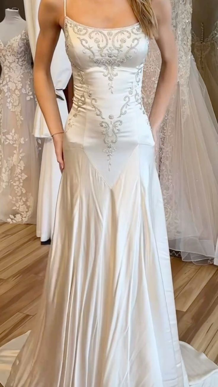 girlhomeshops-White beaded long gown for bride gh6173