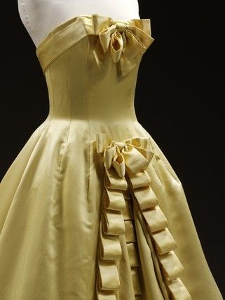girlhomeshops - Robe de bal princesse élégante en satin jaune, longue, gh5597