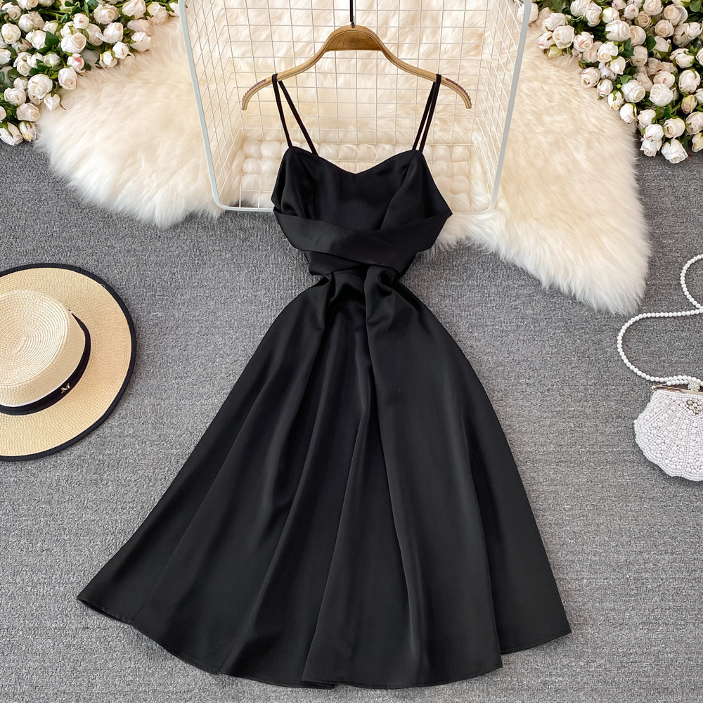 Süßes kurzes Satinkleid A-Linie Modekleid 10716