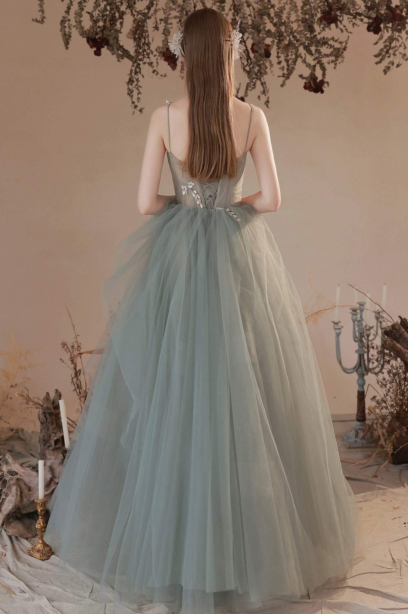 Robe de soirée longue en tulle avec jolie ligne A 10645