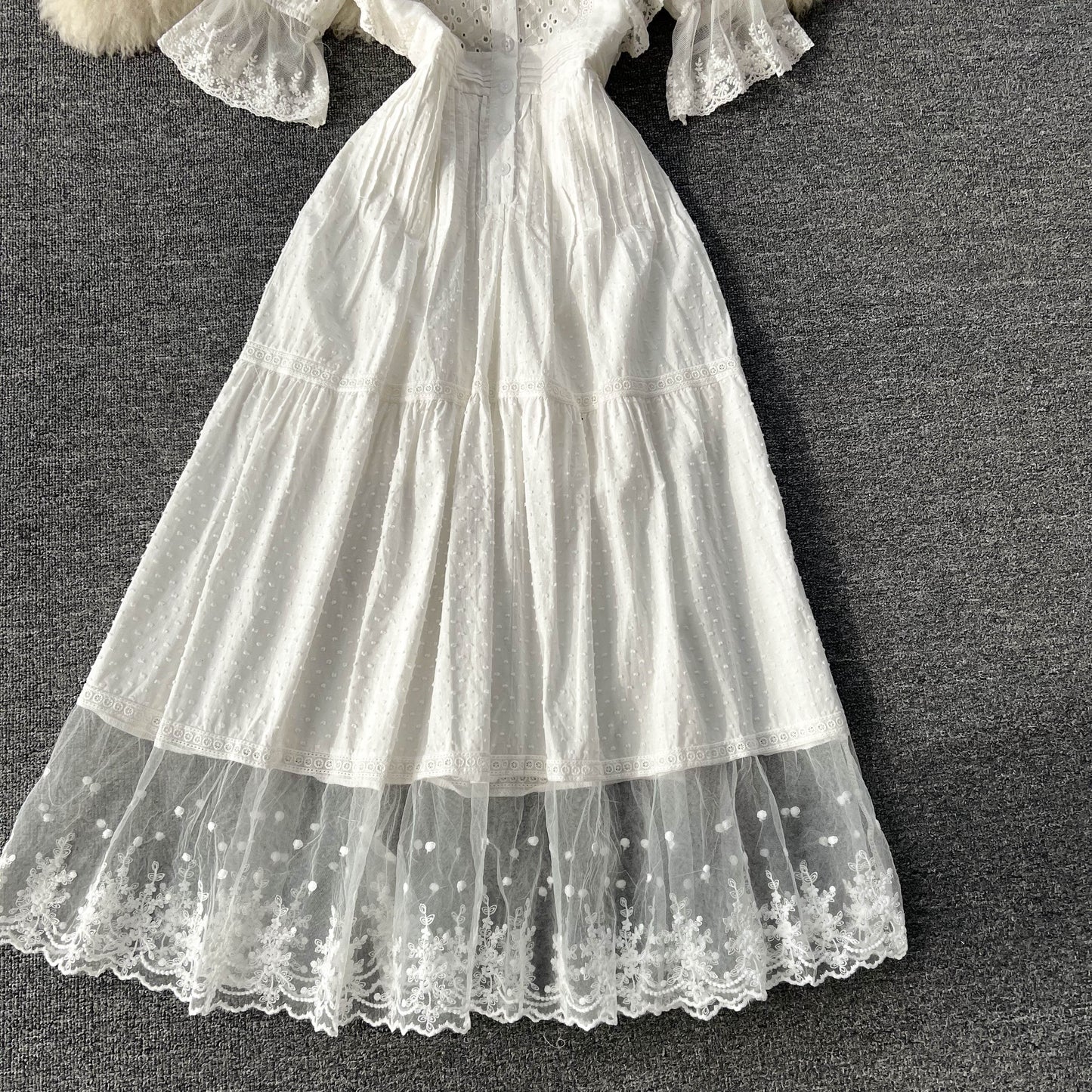 Weißes kurzes Kleid in A-Linie Modekleid 10750