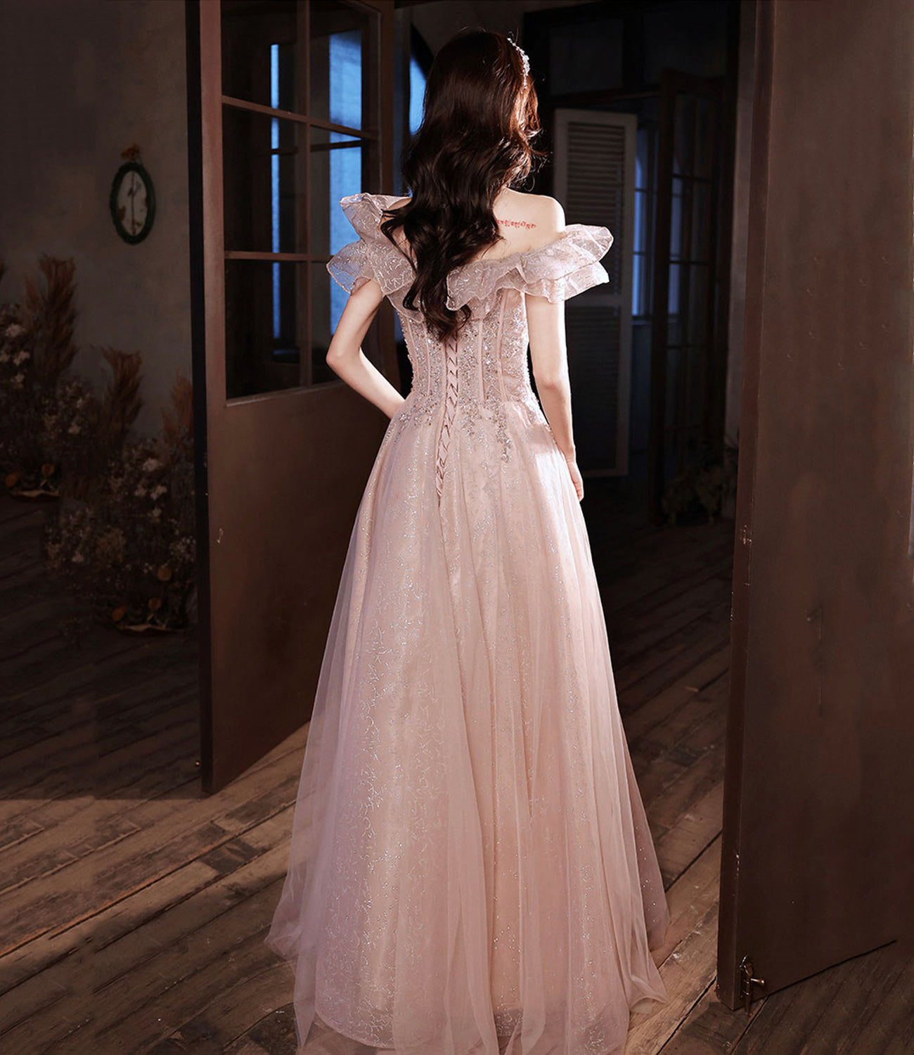 Robe de soirée longue en tulle rose avec perles 10487