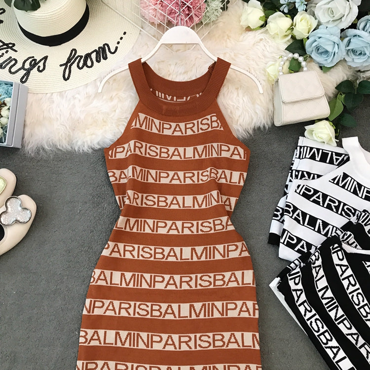 Hanging neck sleeveless knitted buttock dress 2826