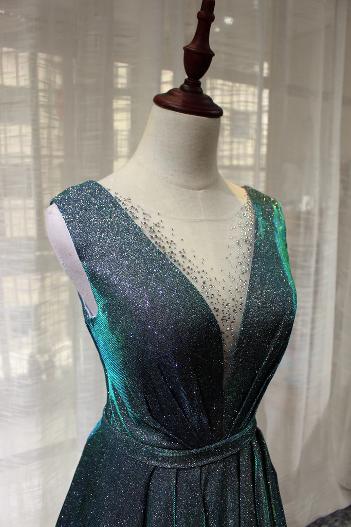 Wunderschönes knielanges Brautjungfernkleid mit V-Ausschnitt und bezaubernden Abendkleidern gh556