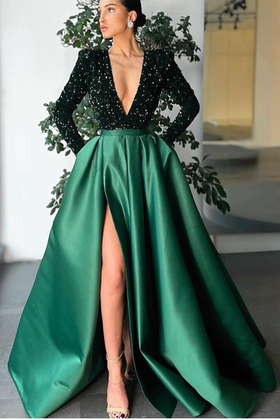 Deep V-Neck Long Sleeves Mermaid Prom Dress Split With Sequins gh752