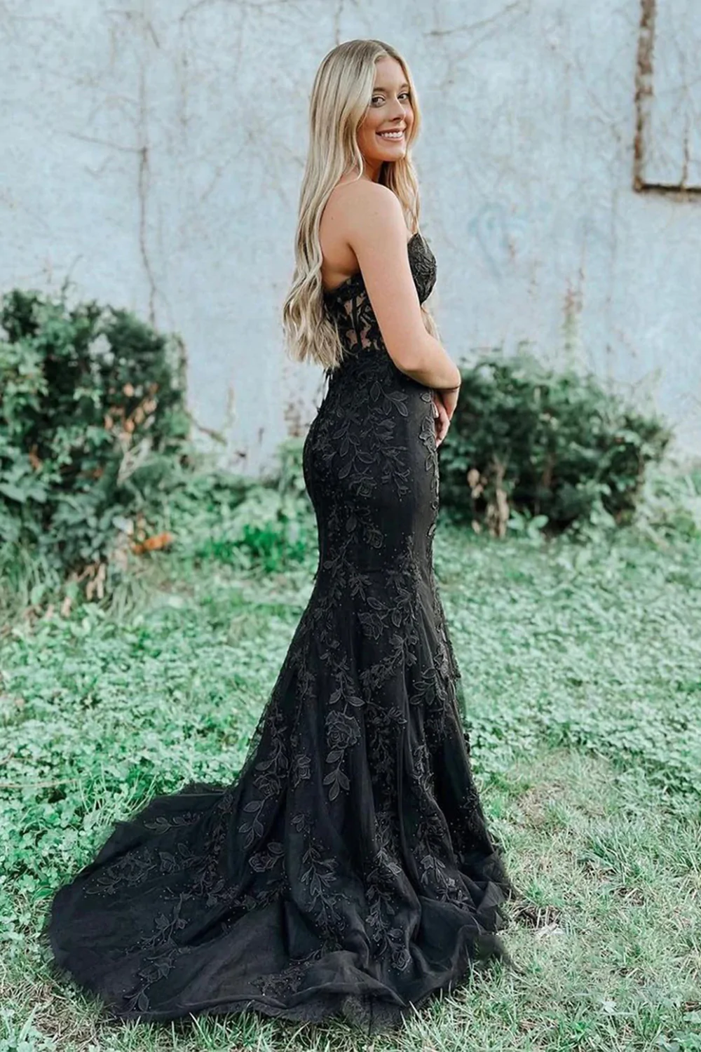 Black Strapless Prom Dress with Appliques gh1848