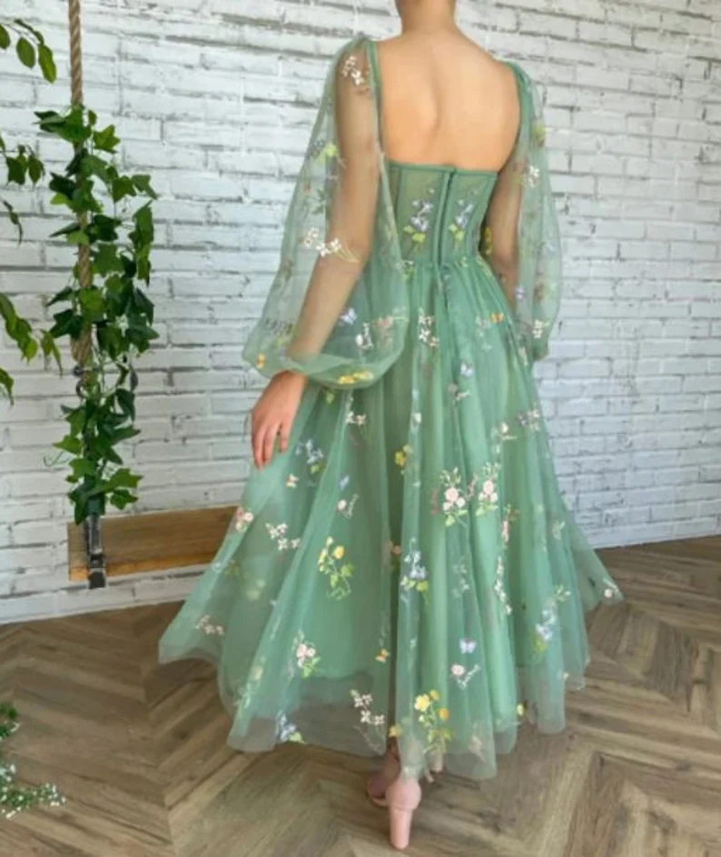 Robe de bal verte à manches longues en dentelle et à manches bouffantes Robe de bal en tulle vert / Robe à décolleté en cœur / Robe de bal brodée à manches longues / Robe à fleurs gh1826