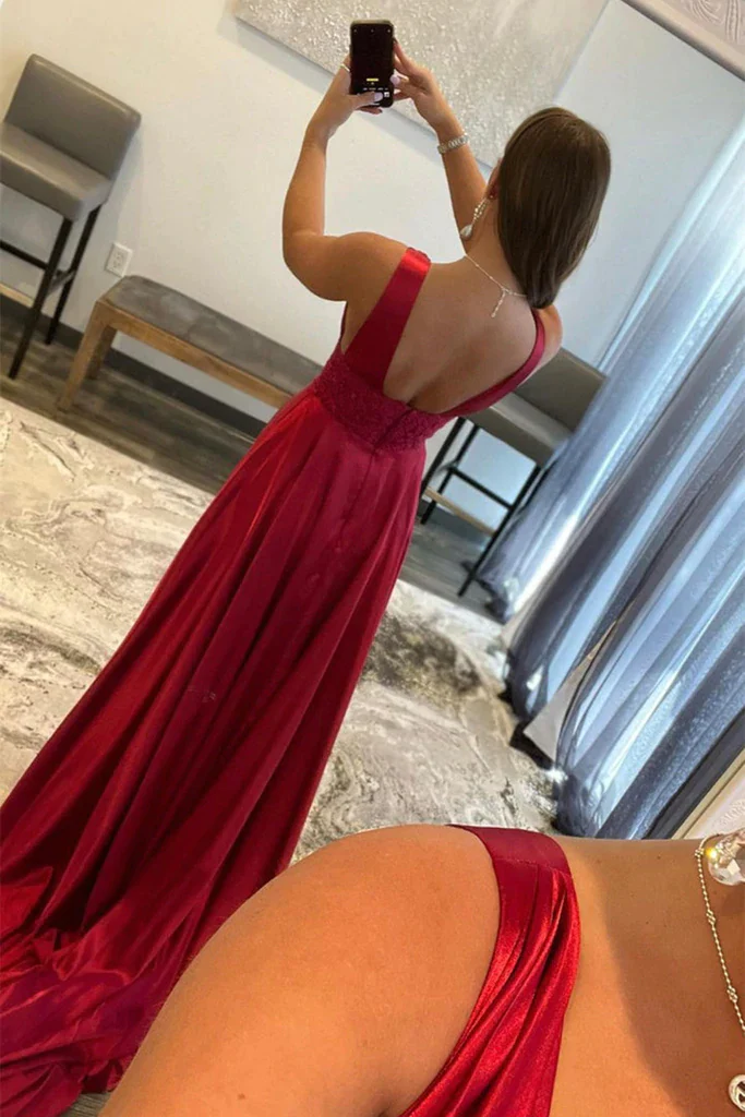 Robe de soirée longue en dentelle bordeaux à col en V et fente haute gh2526