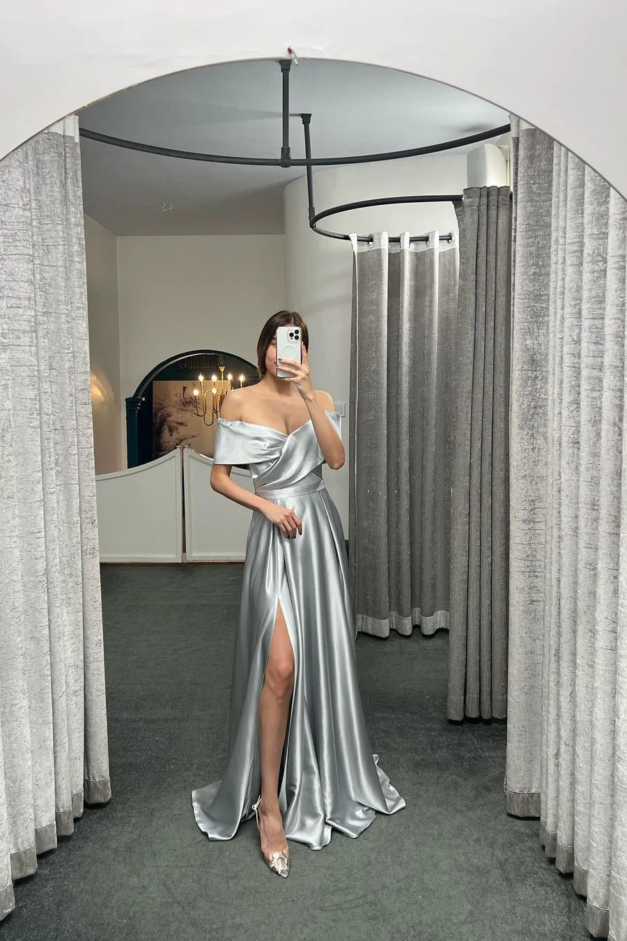 Weg von der Schulter Ruby Split Rüschen A-Linie Ballkleider gh2373