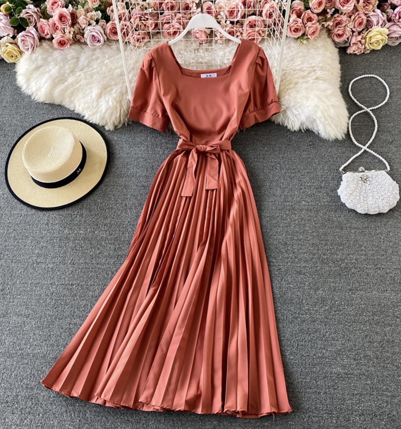 Jolie robe courte en ligne A, robe simple 674