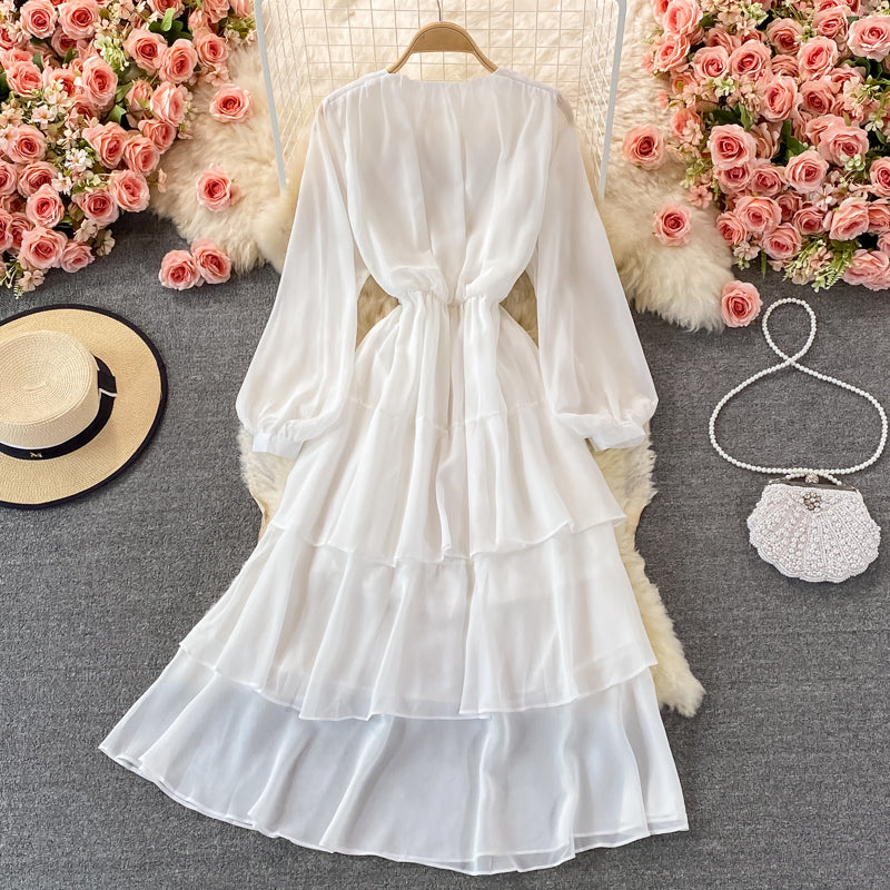 Weißes Langarmkleid mit V-Ausschnitt Modekleid 491