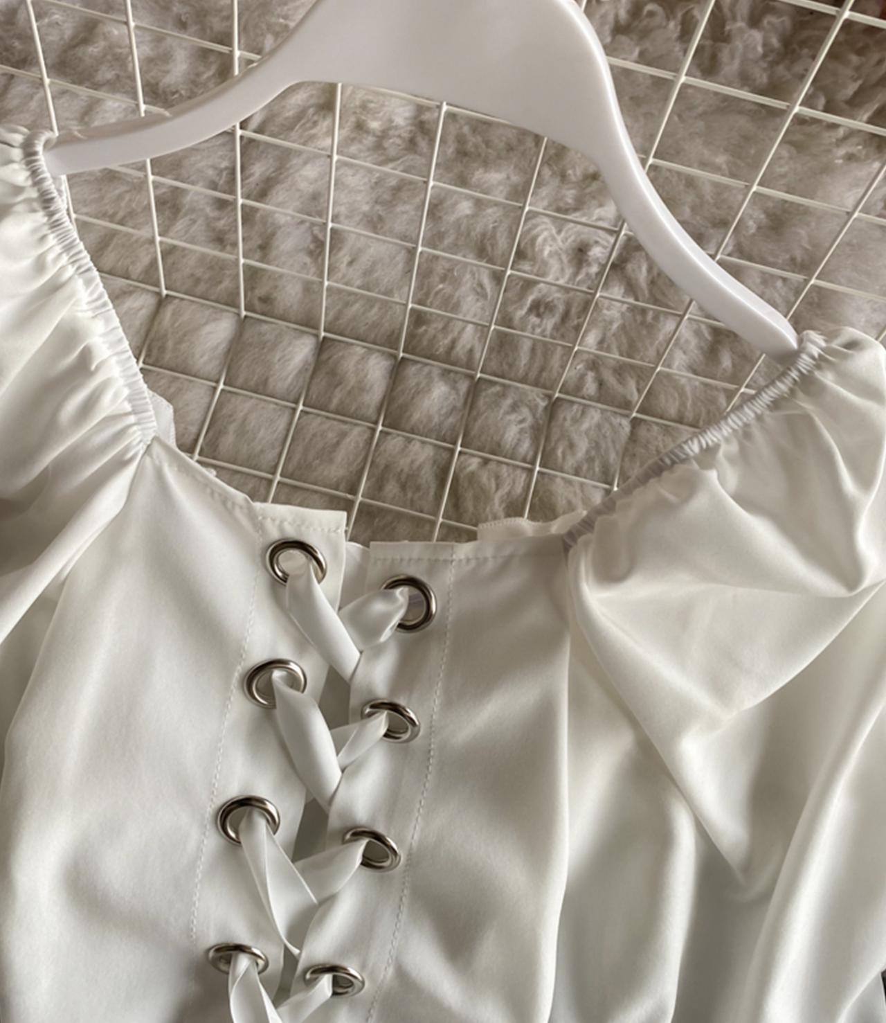 Haut mignon à manches longues et lacets dans le dos noir/blanc 335