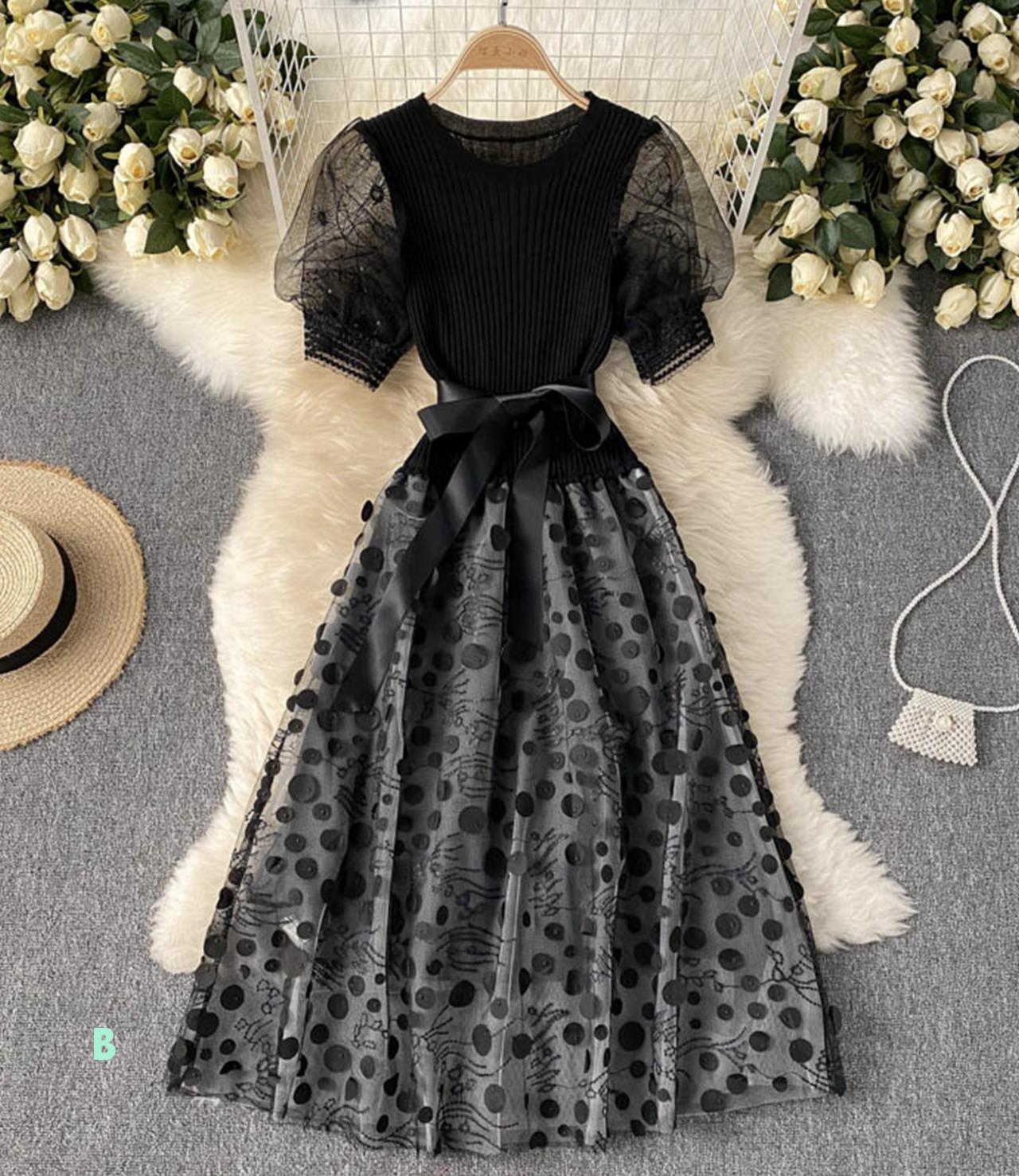 Lovely knitted patchwork dress 398