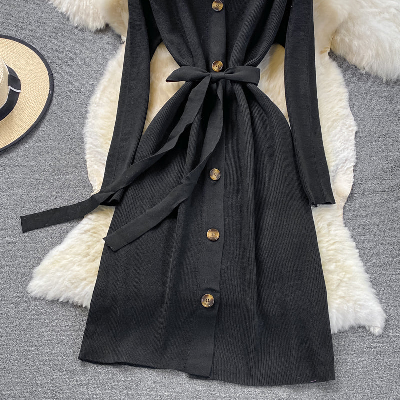 Sanftes Strickkleid mit V-Ausschnitt, Temperament, dünner Pulloverrock 3379