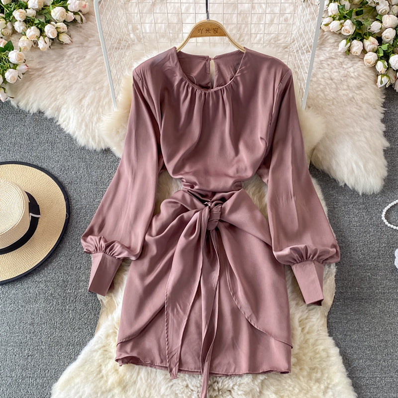Round neck temperament, slim waist, Long Sleeve Ruffle Dress 3123