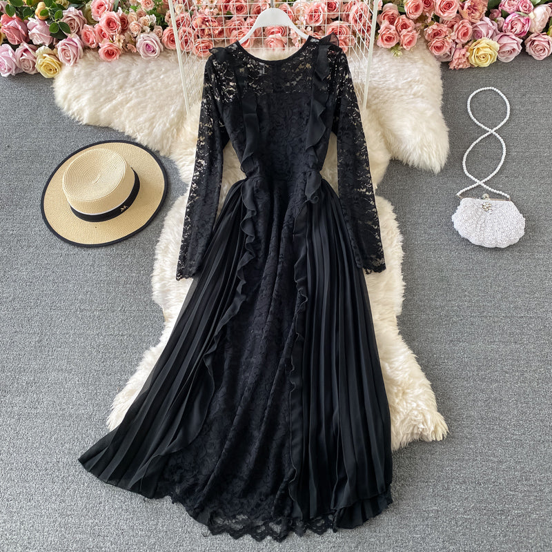 Hollow lace stitched pleated long skirt 3303