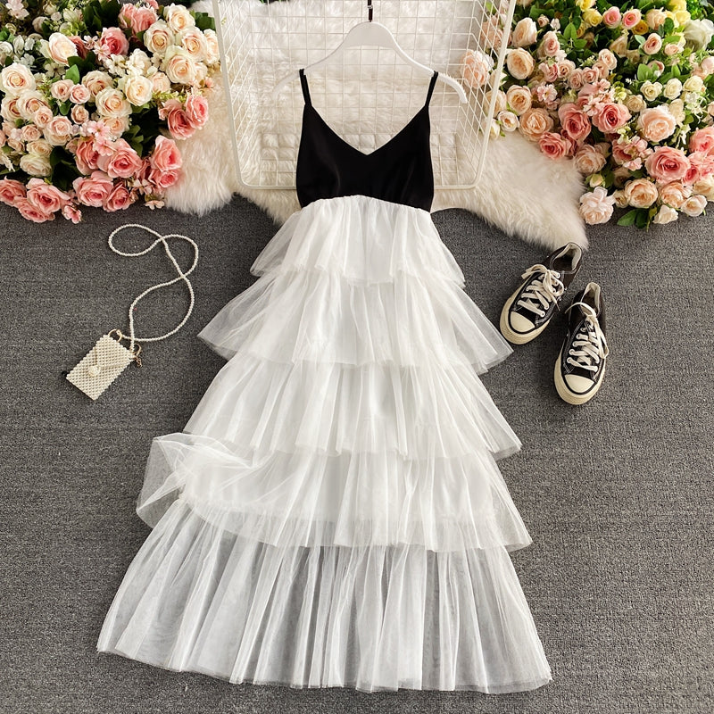 Robe à bretelles à col en V et jupe bouffante Cake Super Fairy 2884