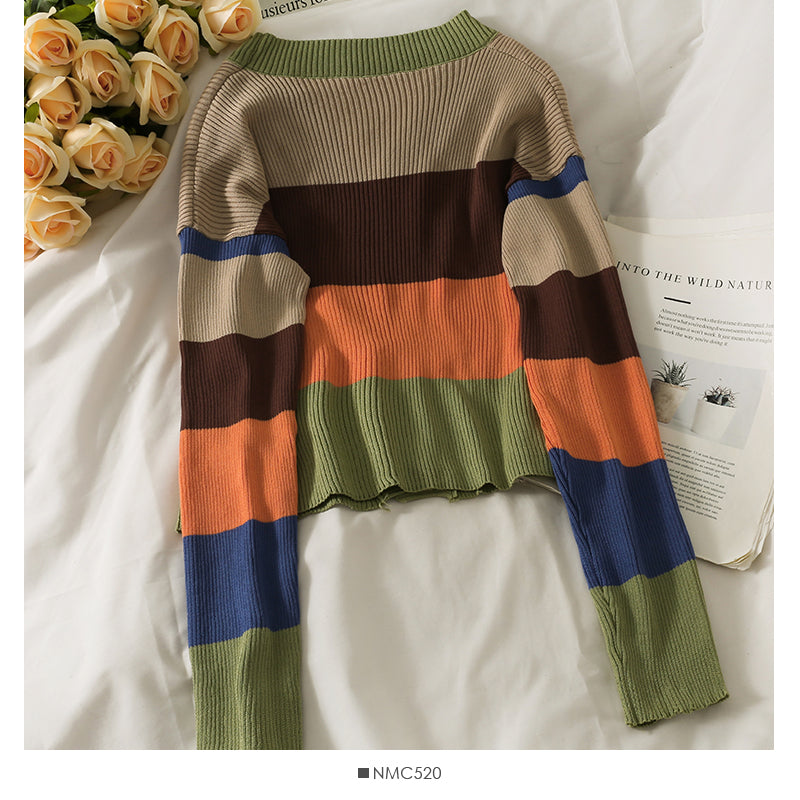 Eleganter, farblich abgesetzter, einreihiger Slim-Fit-Pullover mit tiefem Ausschnitt 2070