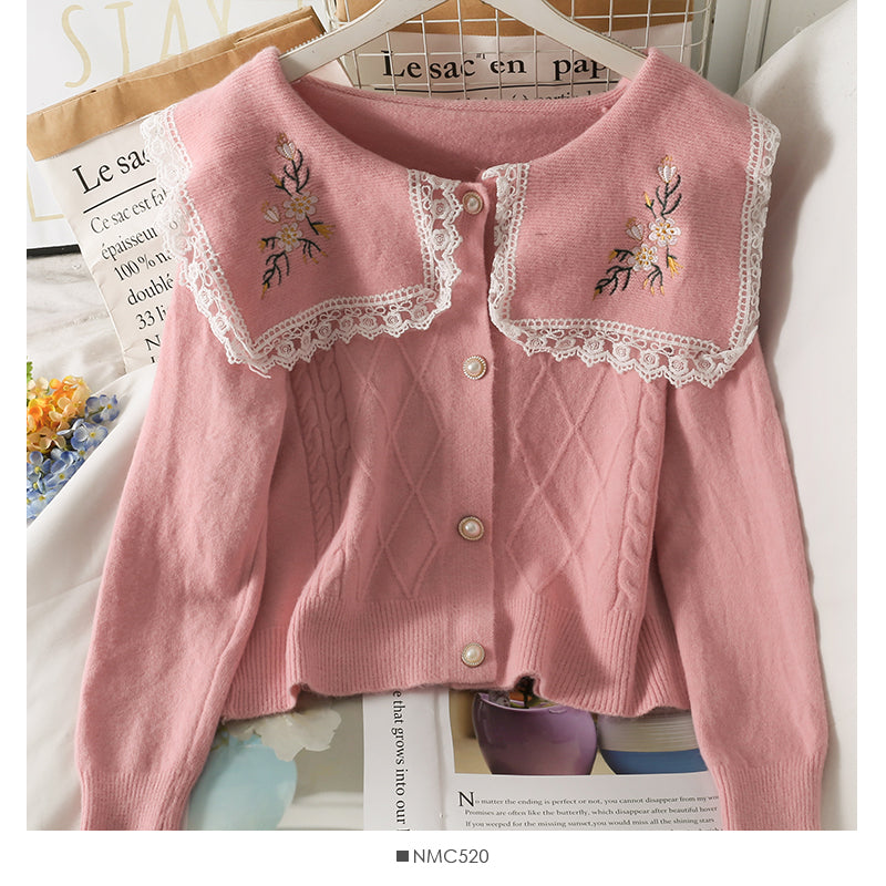 Sweet wind lace stitched doll neck sweater 1756