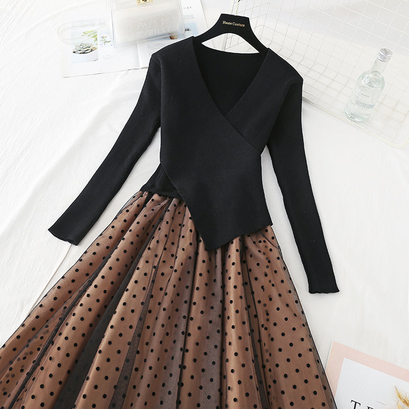 Stitched slim slim temperament gentle storm dot mesh long skirt 2210