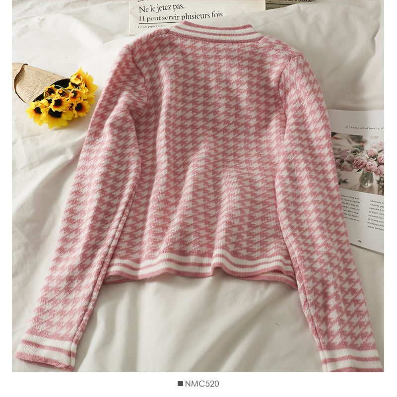 New Vintage thousand bird check low neck loose and thin sweater 1874