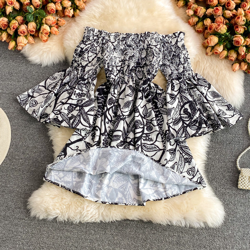 Skirt with straight neck, open shoulder and waist, thin ink painting dress, horn sleeve 2749