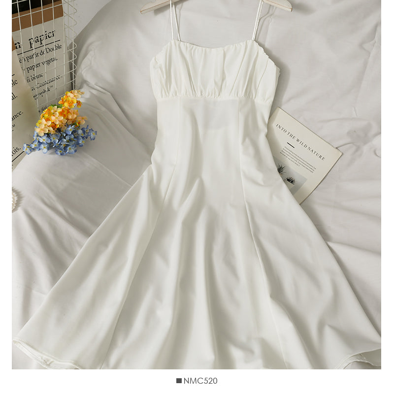 French minority women with slim waist, beautiful back and high waist suspender skirt 2703