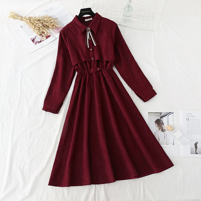 Robe slim au printemps et en automne avec jupe slim tempérament 2139