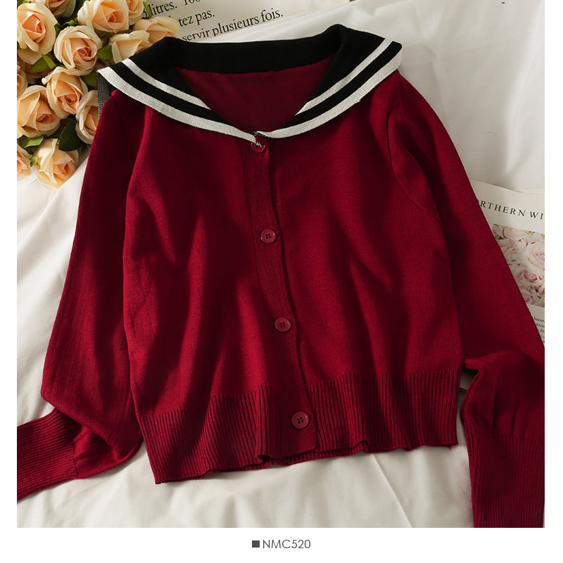 Chemise femme en maille ample à simple boutonnage et col bleu marine 2063