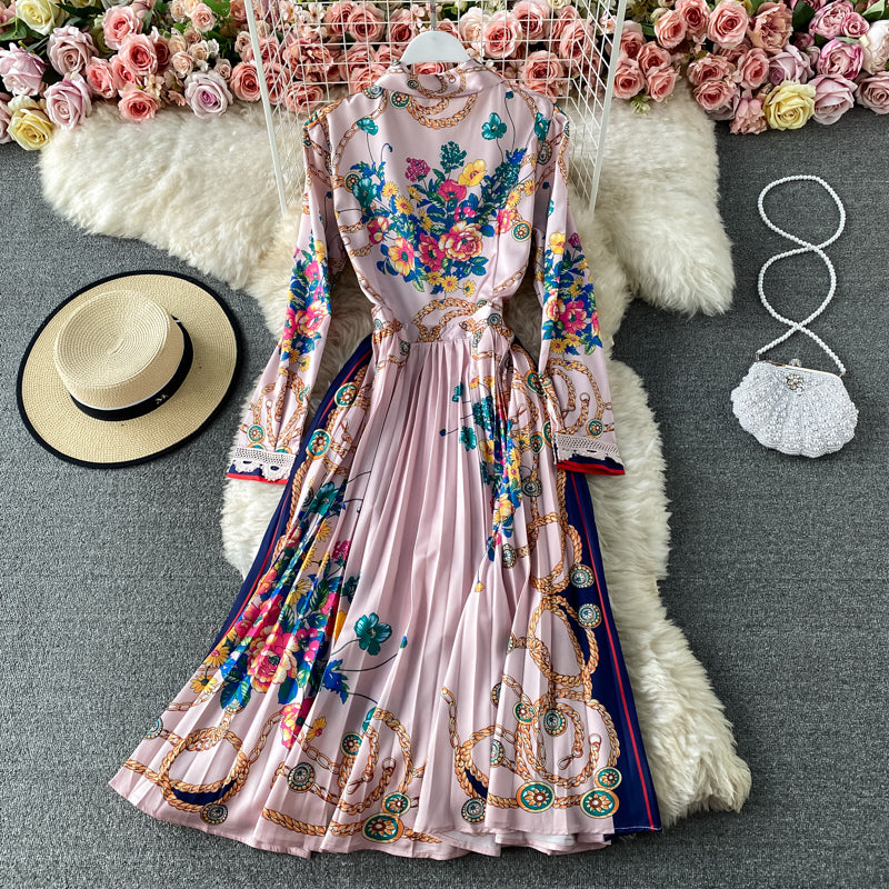 Promi-Temperament Faltenkleid mit Bogendruck 3299